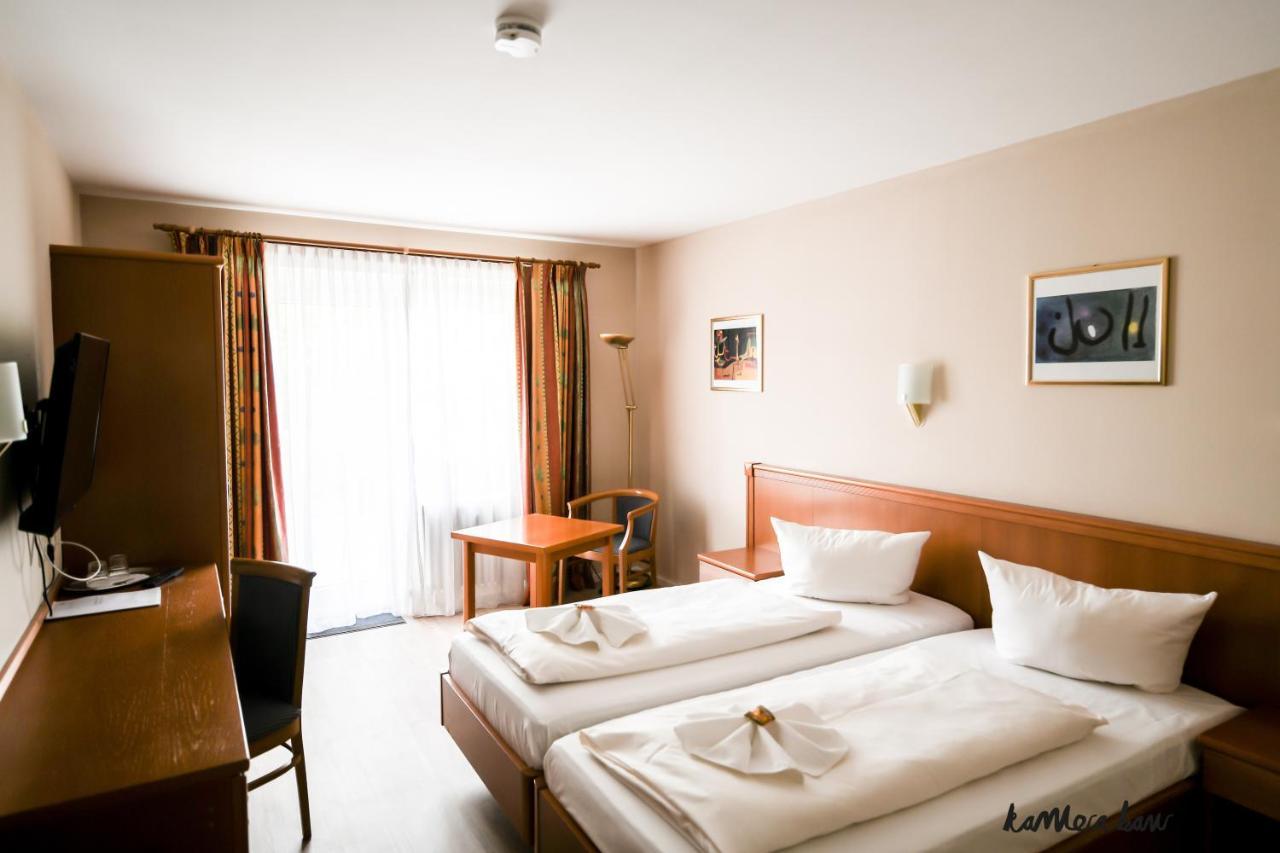 Hotel Blutenburg Munich Extérieur photo