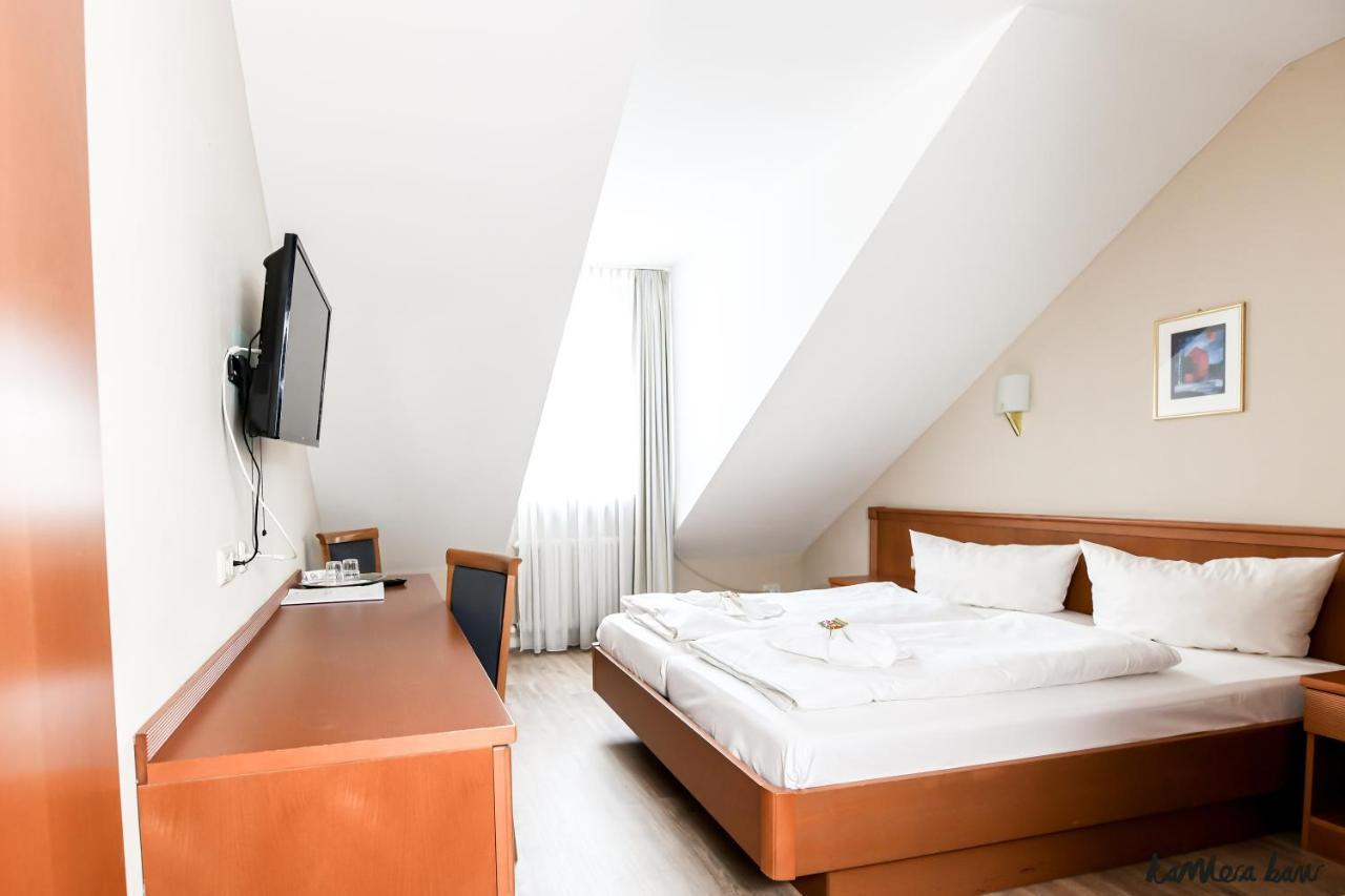 Hotel Blutenburg Munich Extérieur photo